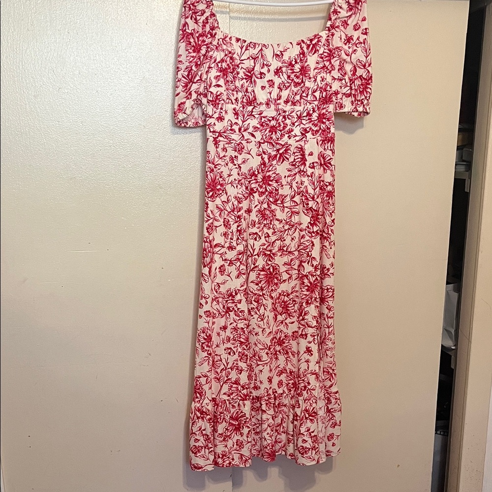 London Times Red and White Floral Maxi Dress